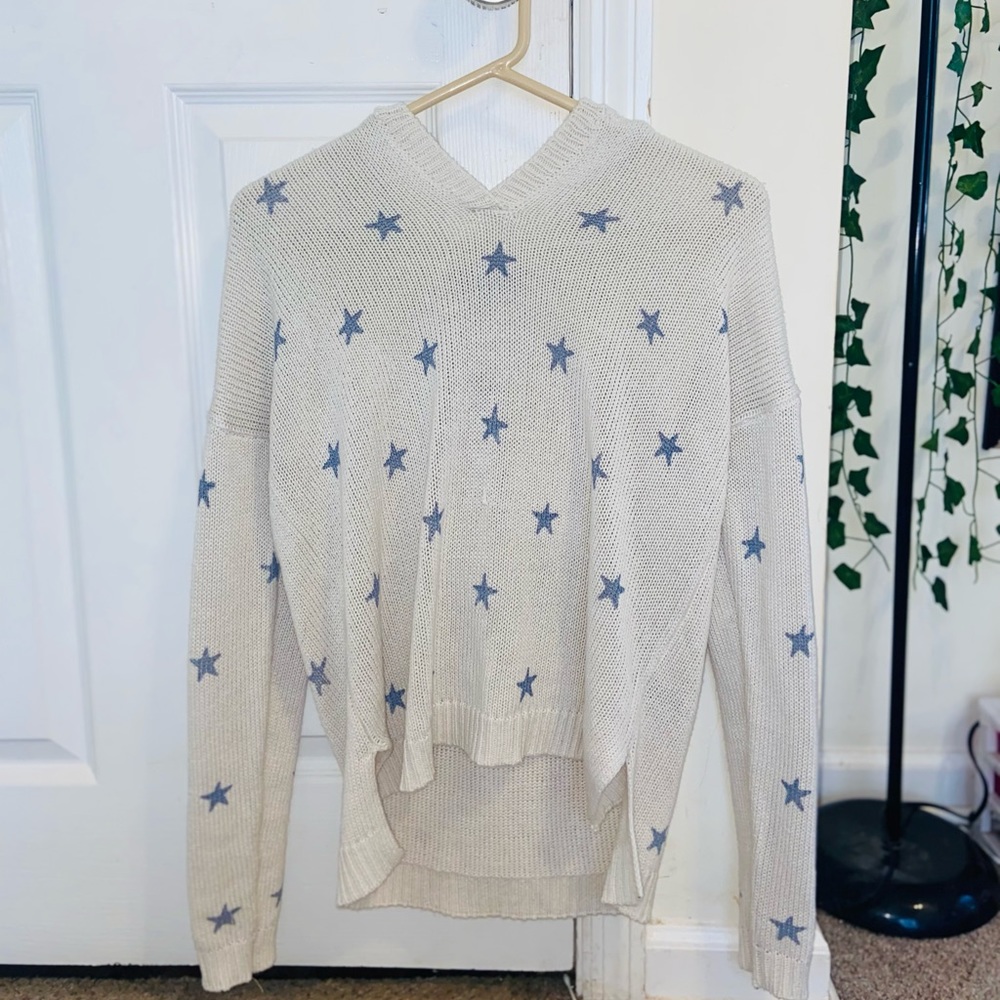 •star sweater• ⭐️